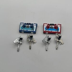 Lot of 2 Mini Cassette Vintage G1 Transformers complete w/ accessories ‘83 Type1